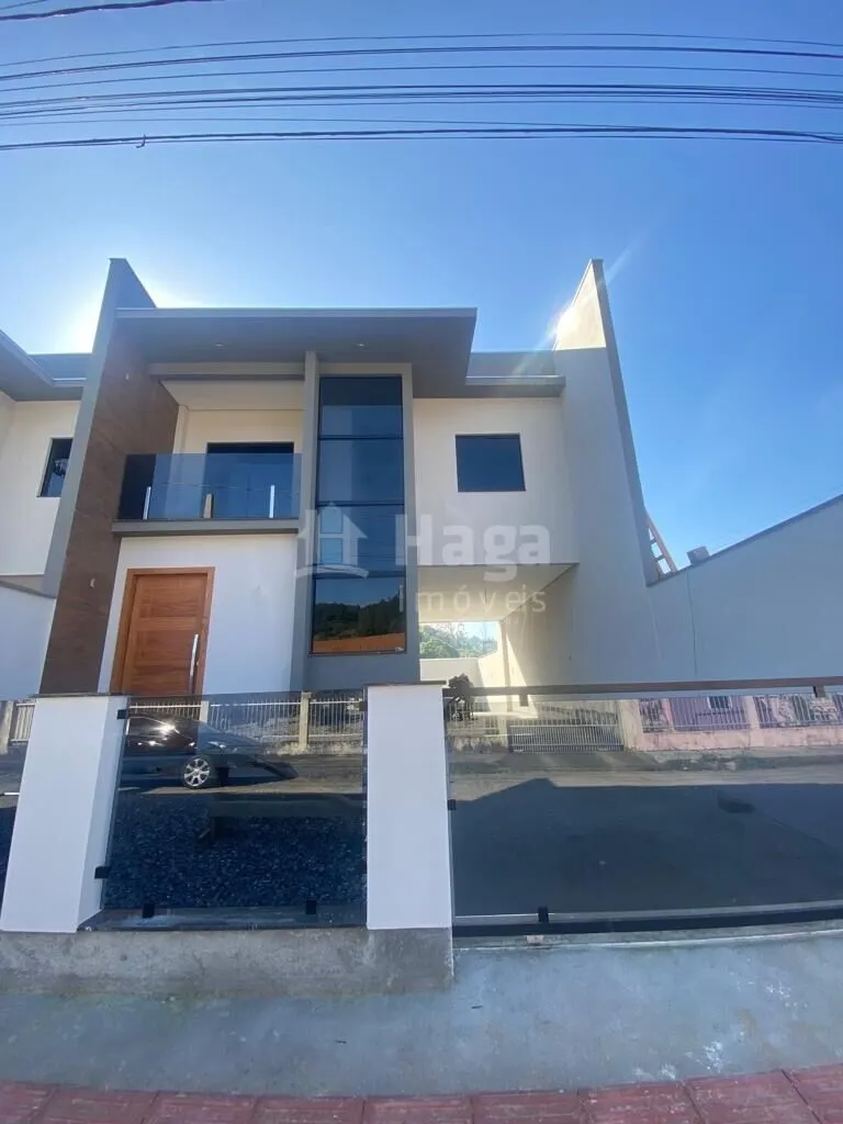 Casa à venda de 130 m² em Brusque, SC, Brasil