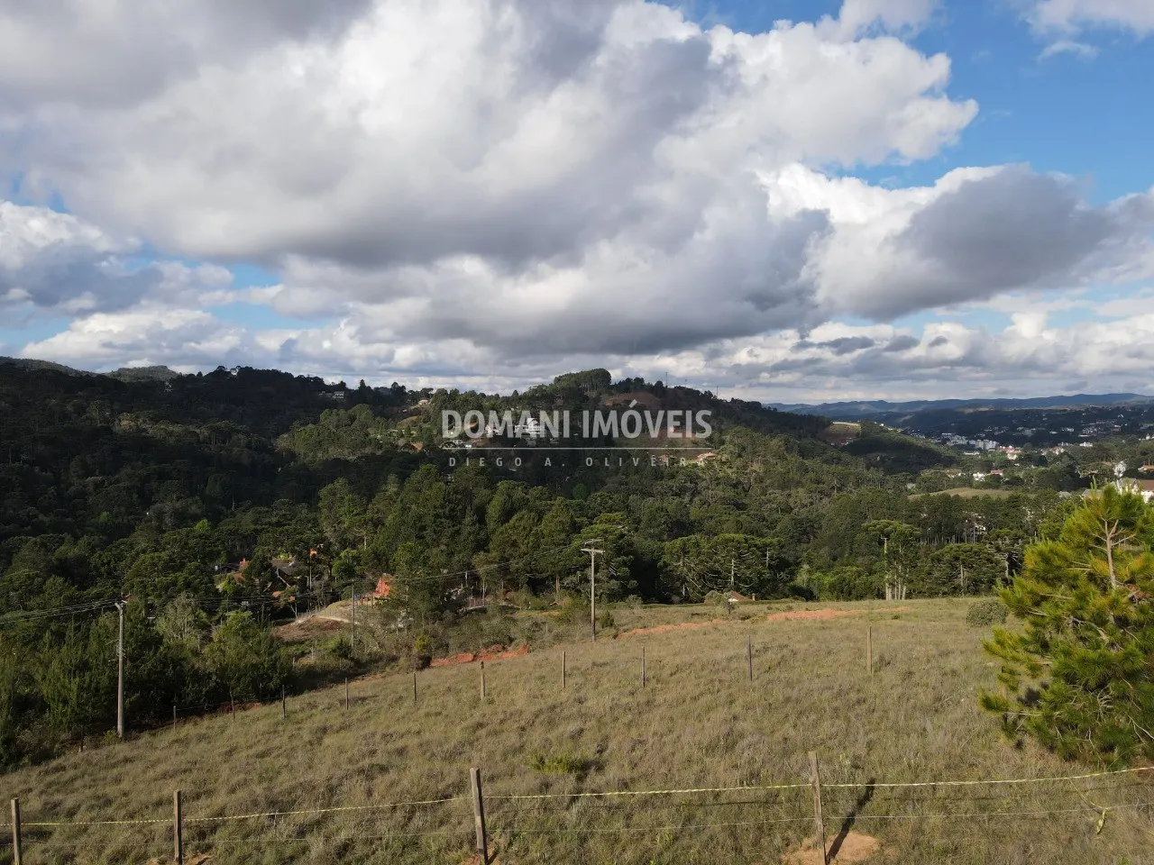 Terreno à venda de 1.200 m² em Campos do Jordão, SP, Brasil