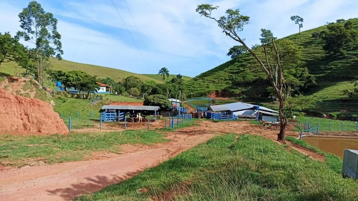 Sítio à venda de 42 ha em Paraibuna, SP, Brasil