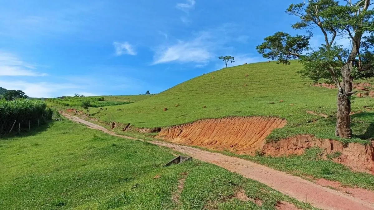 Sítio à venda de 42 ha em Paraibuna, SP, Brasil