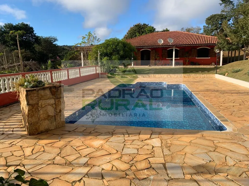 Chácara à venda de 8.000 m² em Mairinque, SP, Brasil