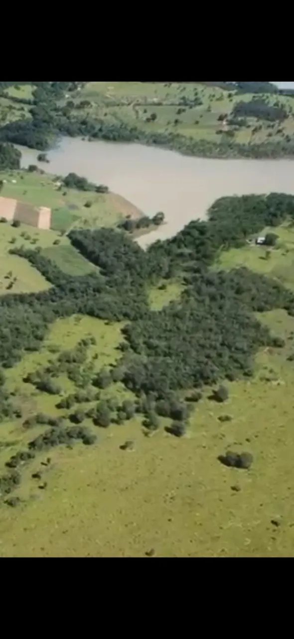 Fazenda à venda de 155 ha em Luziânia, GO, Brasil