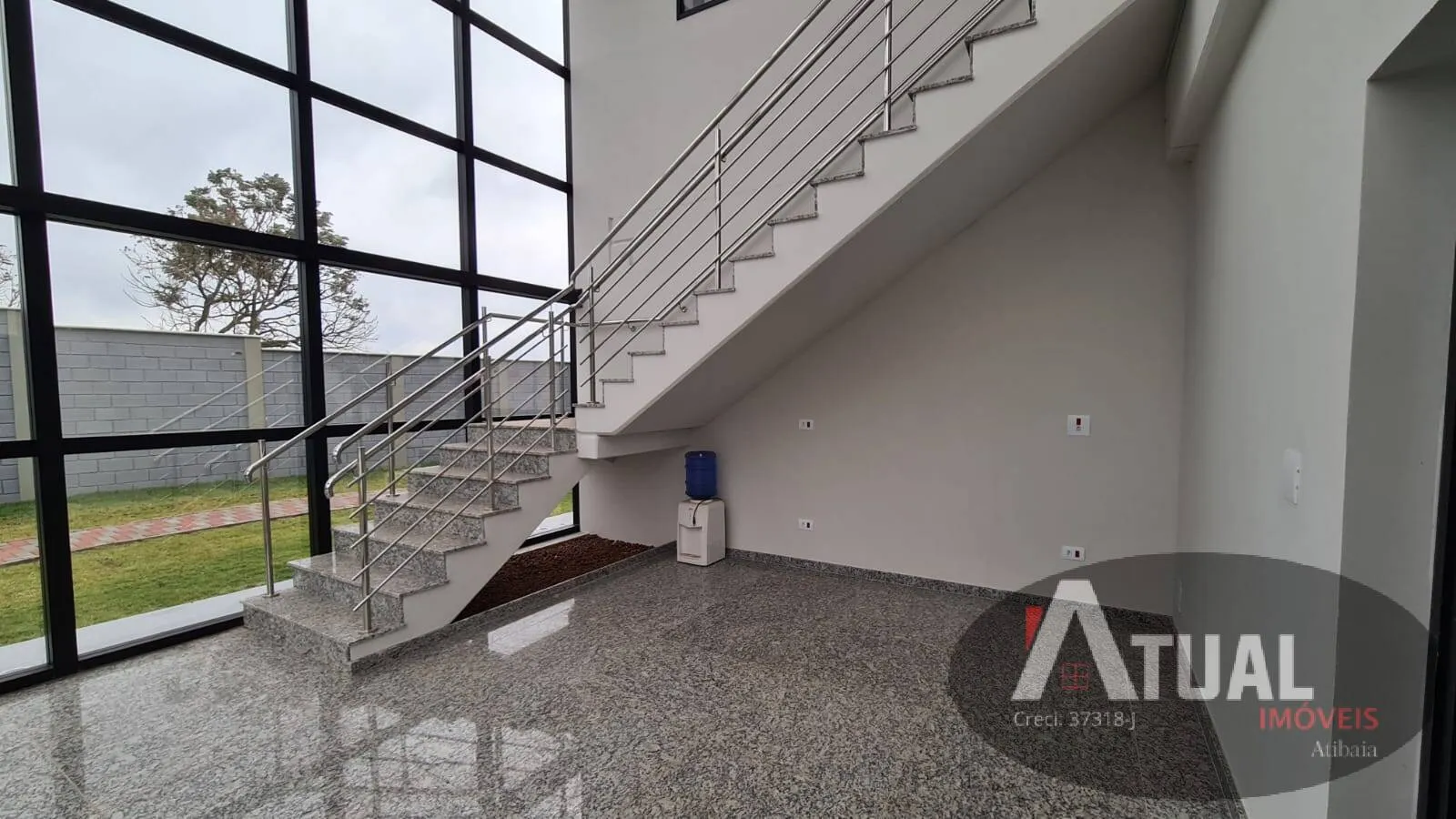 Comercial para Alugar de 1.600 m² em Atibaia, SP, Brasil