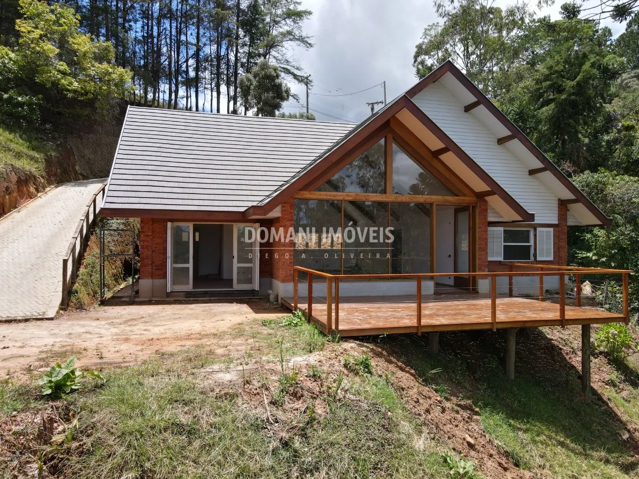 Casa à venda de 1.270 m² em Campos do Jordão, SP, Brasil