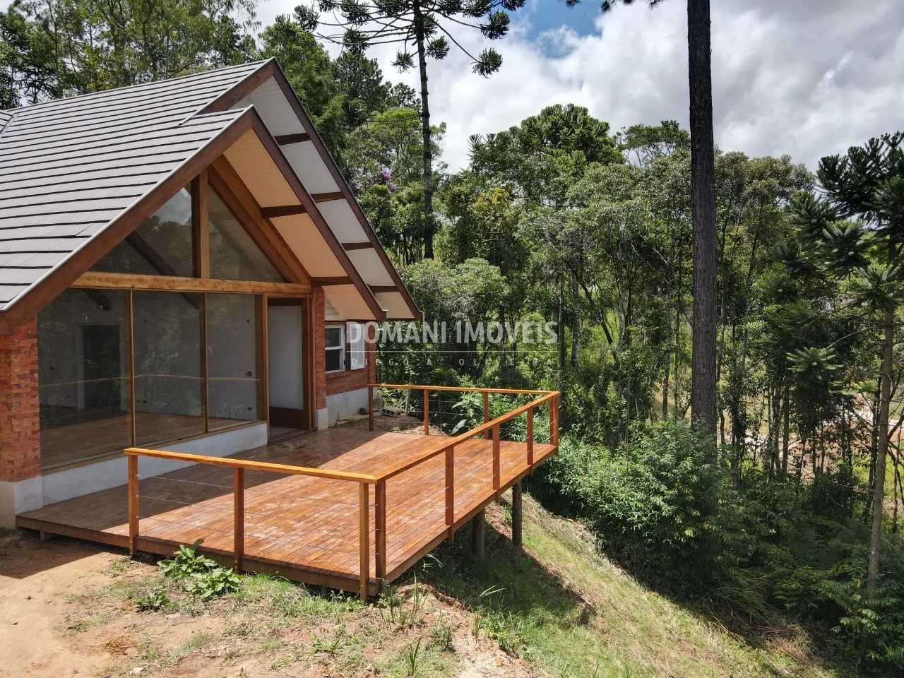 Casa à venda de 1.270 m² em Campos do Jordão, SP, Brasil