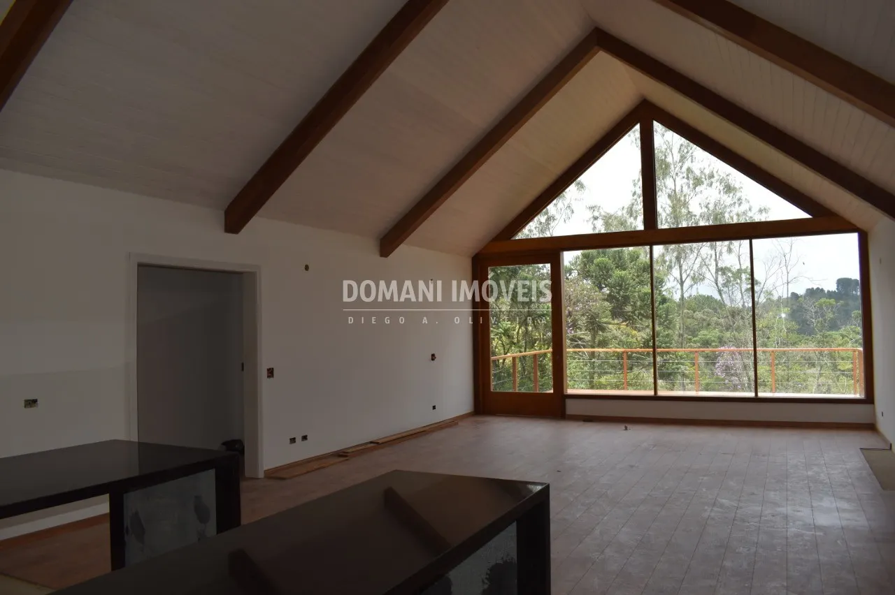 Casa à venda de 1.270 m² em Campos do Jordão, SP, Brasil