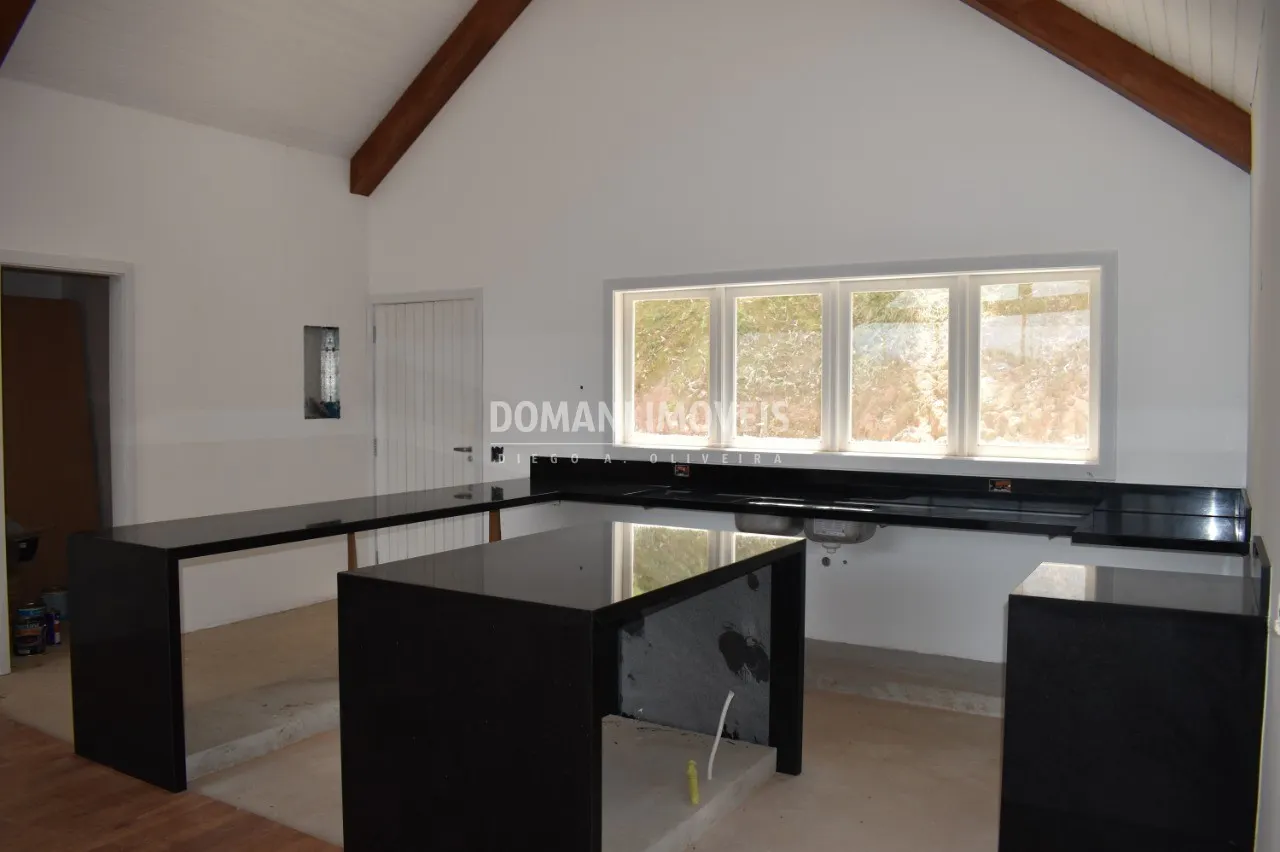 Casa à venda de 1.270 m² em Campos do Jordão, SP, Brasil