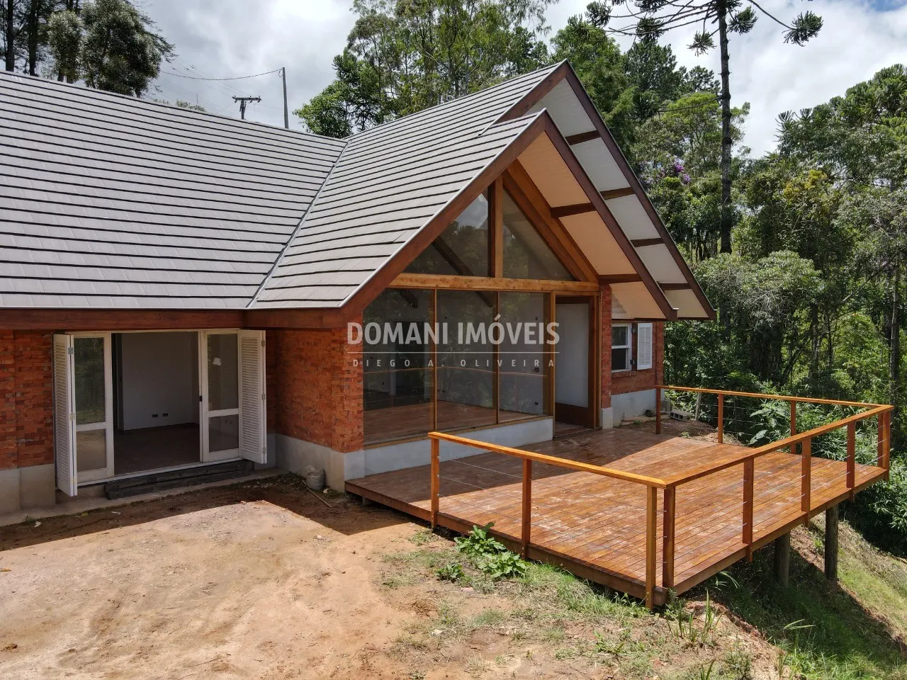Casa à venda de 1.270 m² em Campos do Jordão, SP, Brasil