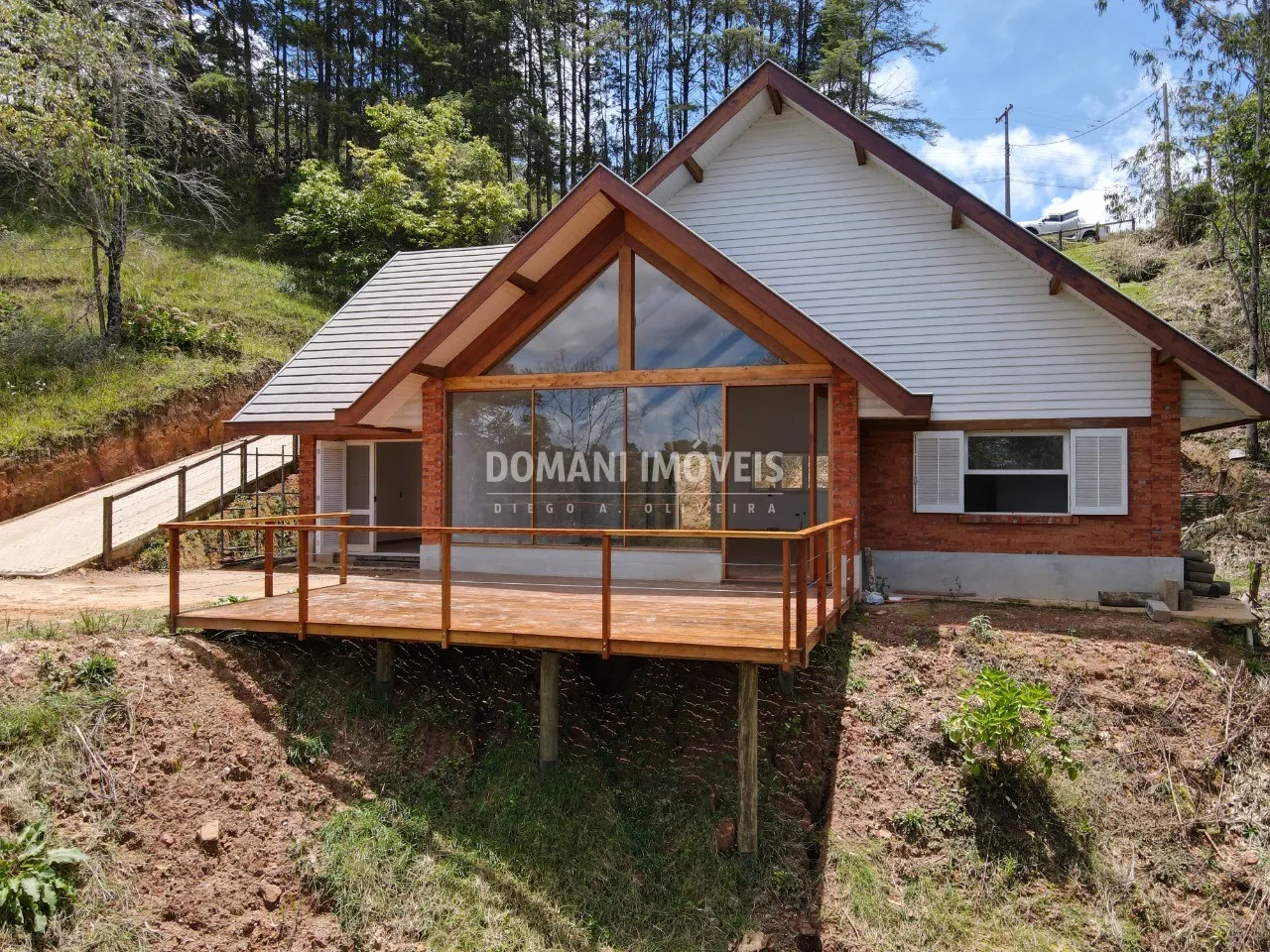 Casa à venda de 1.270 m² em Campos do Jordão, SP, Brasil