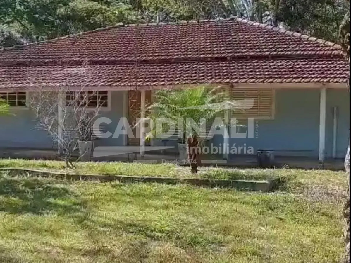 Chácara à venda de 240 m² em Ribeirão Bonito, SP, Brasil