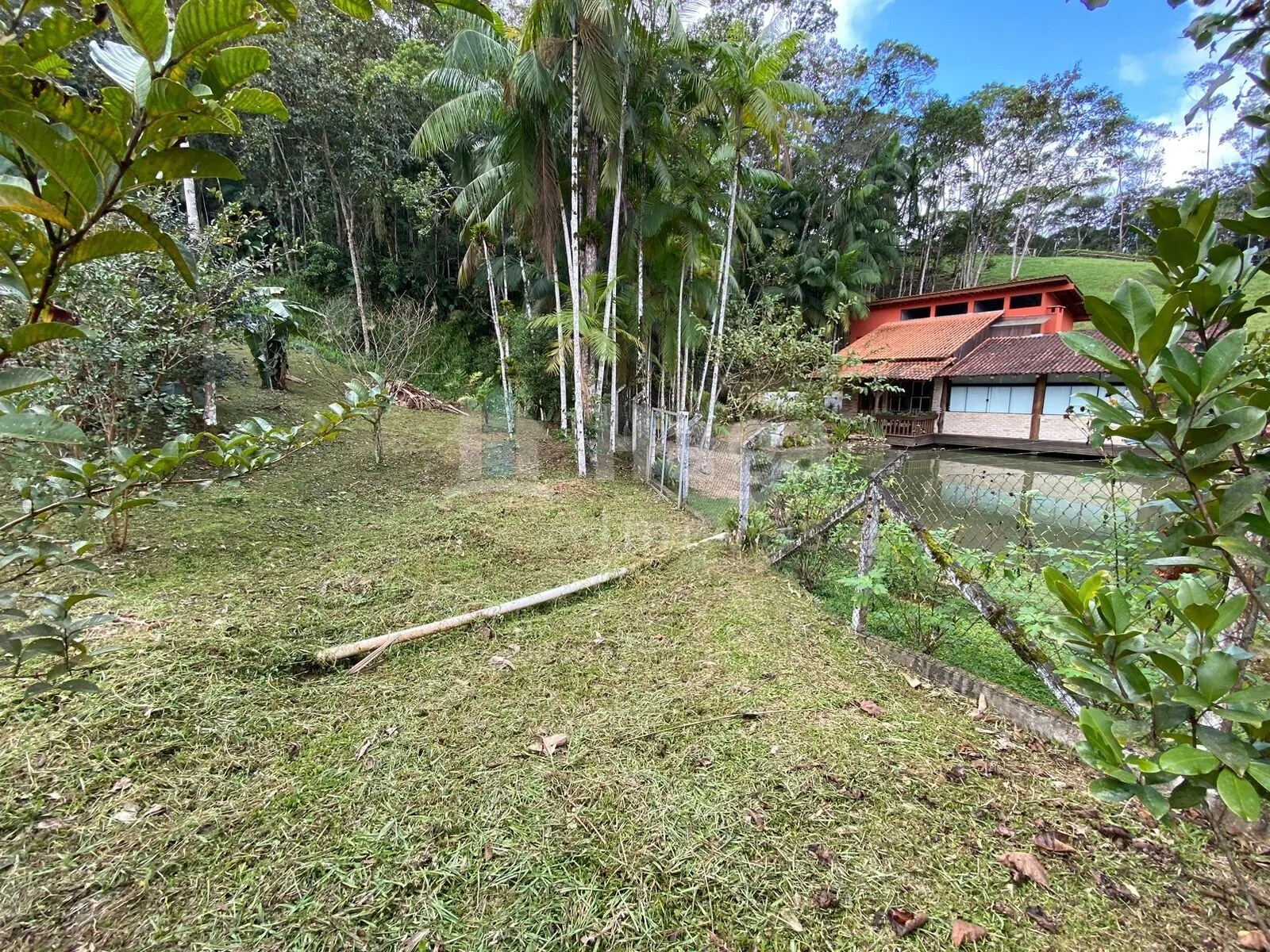 Chácara à venda de 9.110 m² em Guabiruba, SC, Brasil