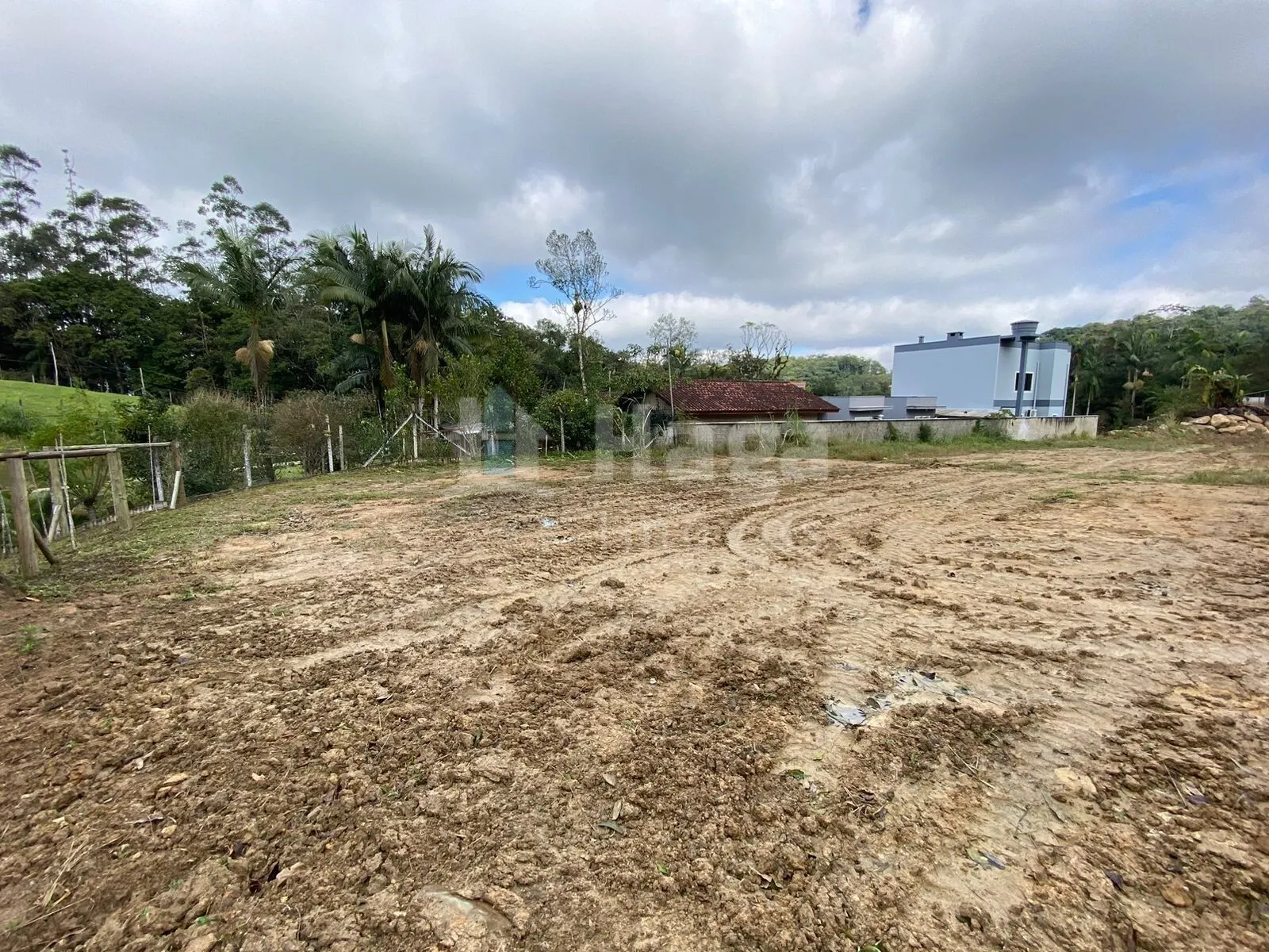 Chácara à venda de 9.110 m² em Guabiruba, SC, Brasil