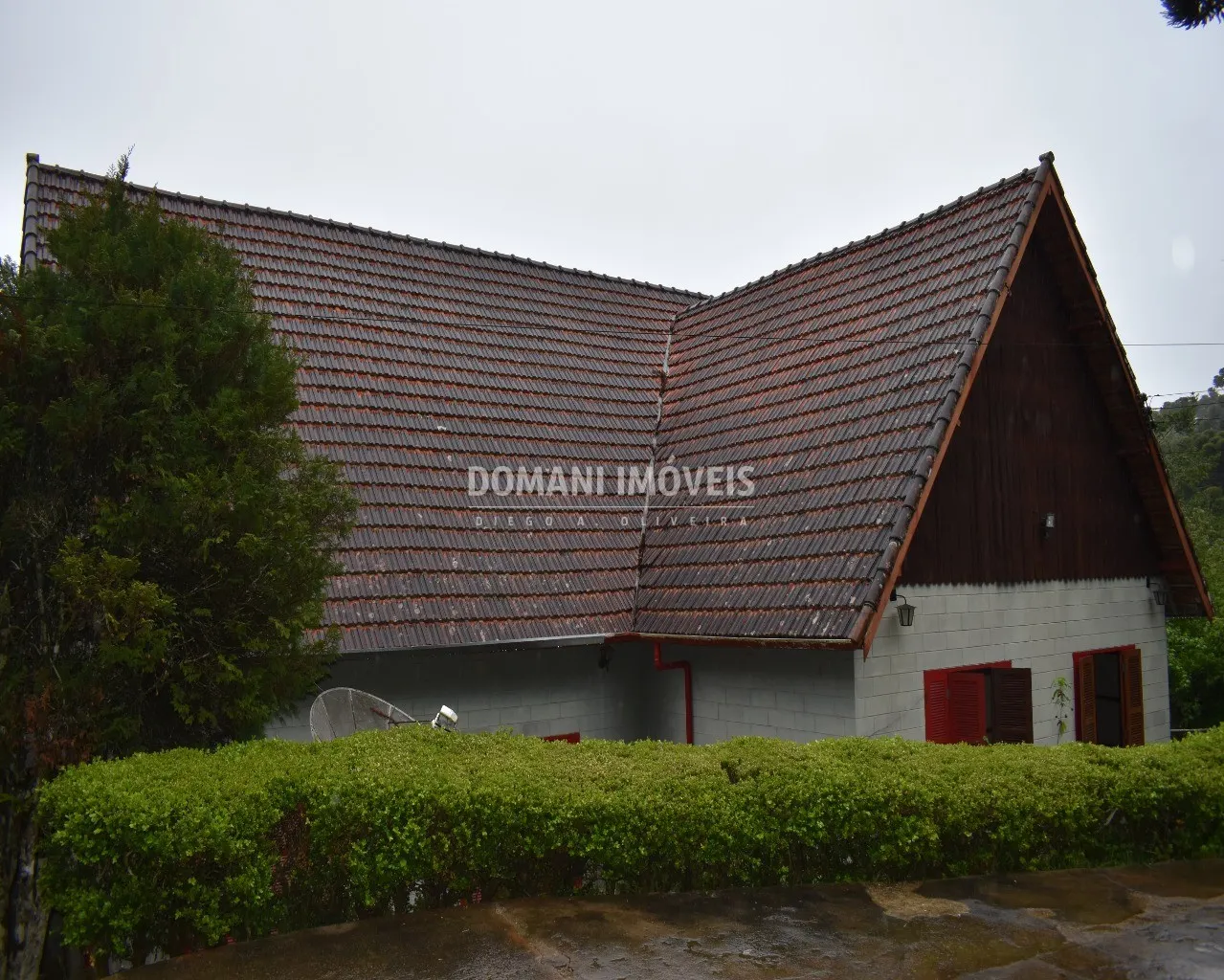 Casa à venda de 3.850 m² em Campos do Jordão, SP, Brasil