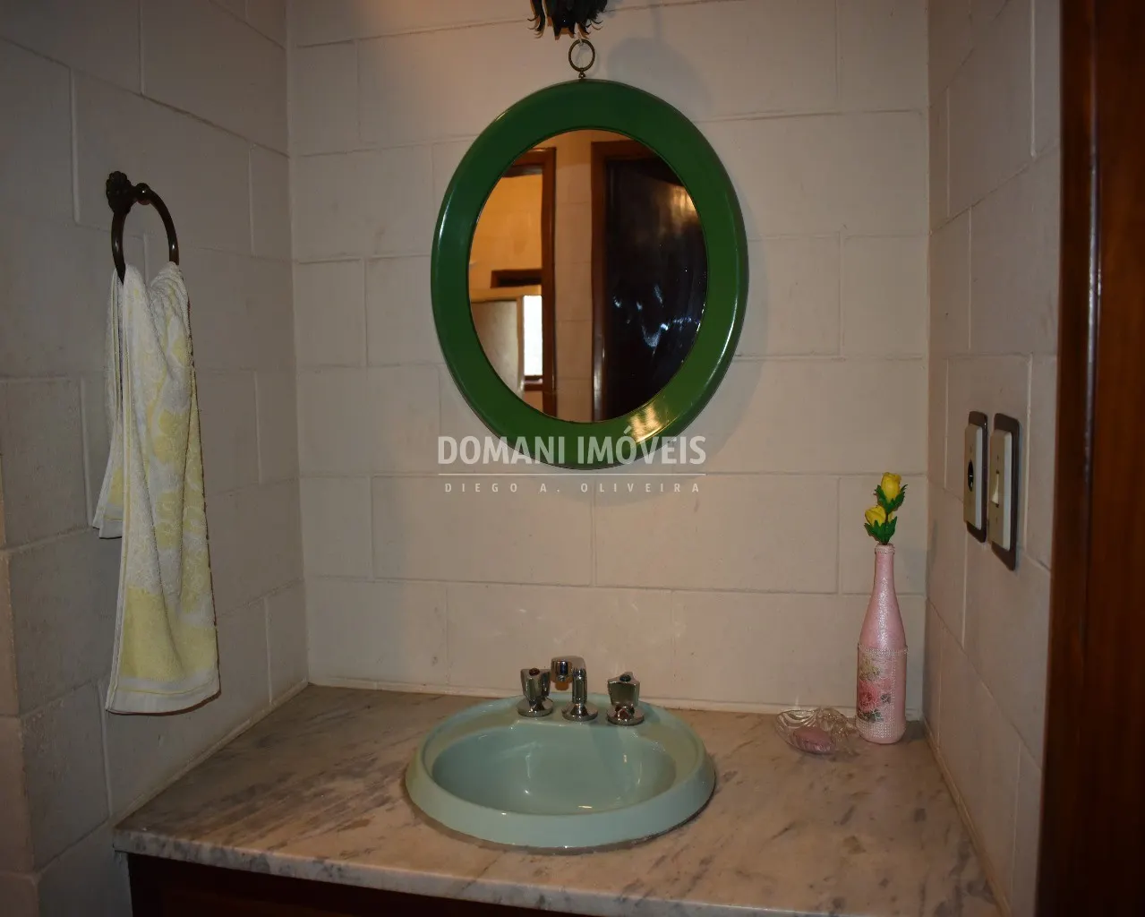 Casa à venda de 3.850 m² em Campos do Jordão, SP, Brasil
