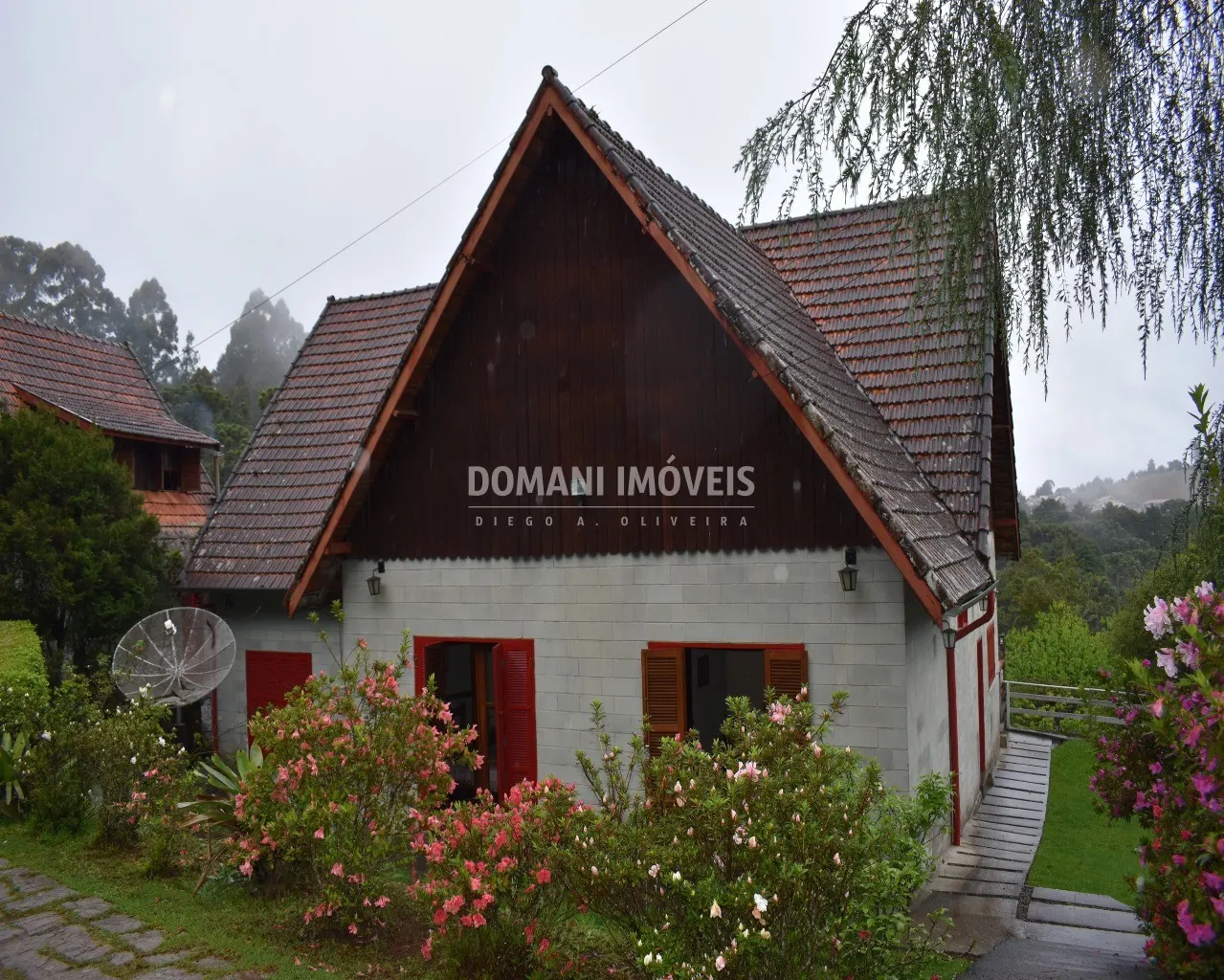 Casa à venda de 3.850 m² em Campos do Jordão, SP, Brasil