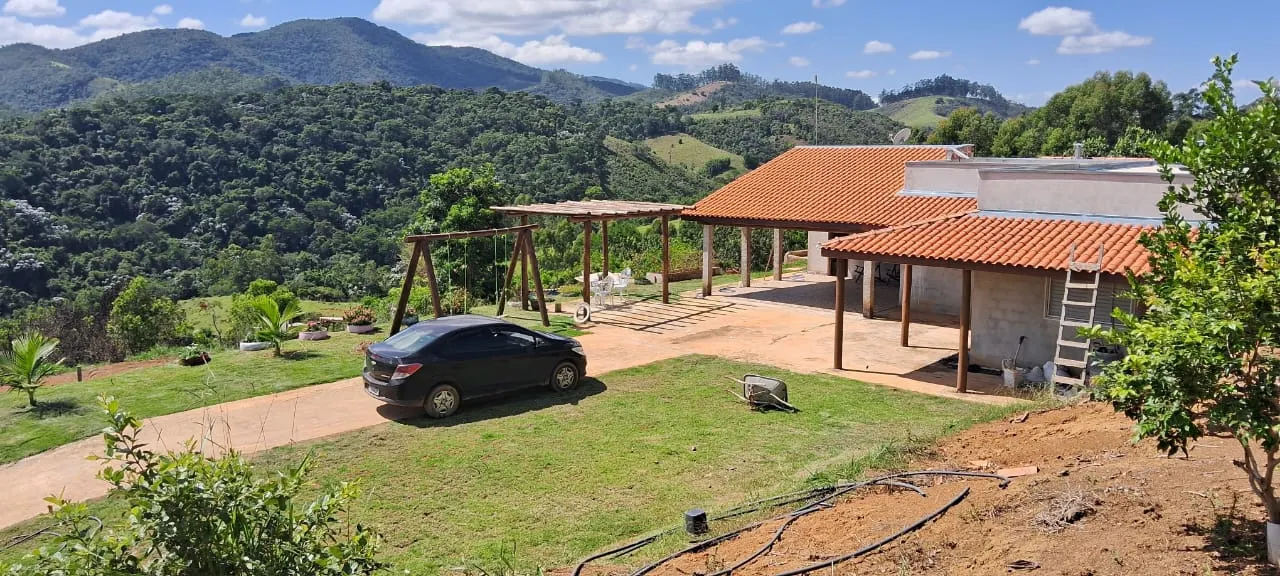 Country home for sale of 1,800 m² in Paraibuna, SP, Brazil
