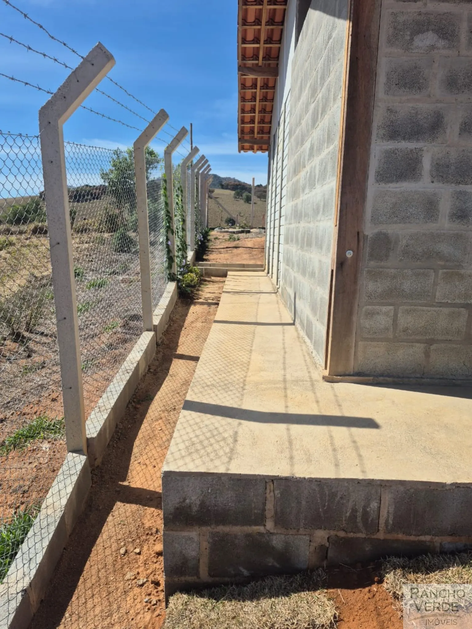 Chácara à venda de 1.000 m² em Conceição dos Ouros, MG, Brasil