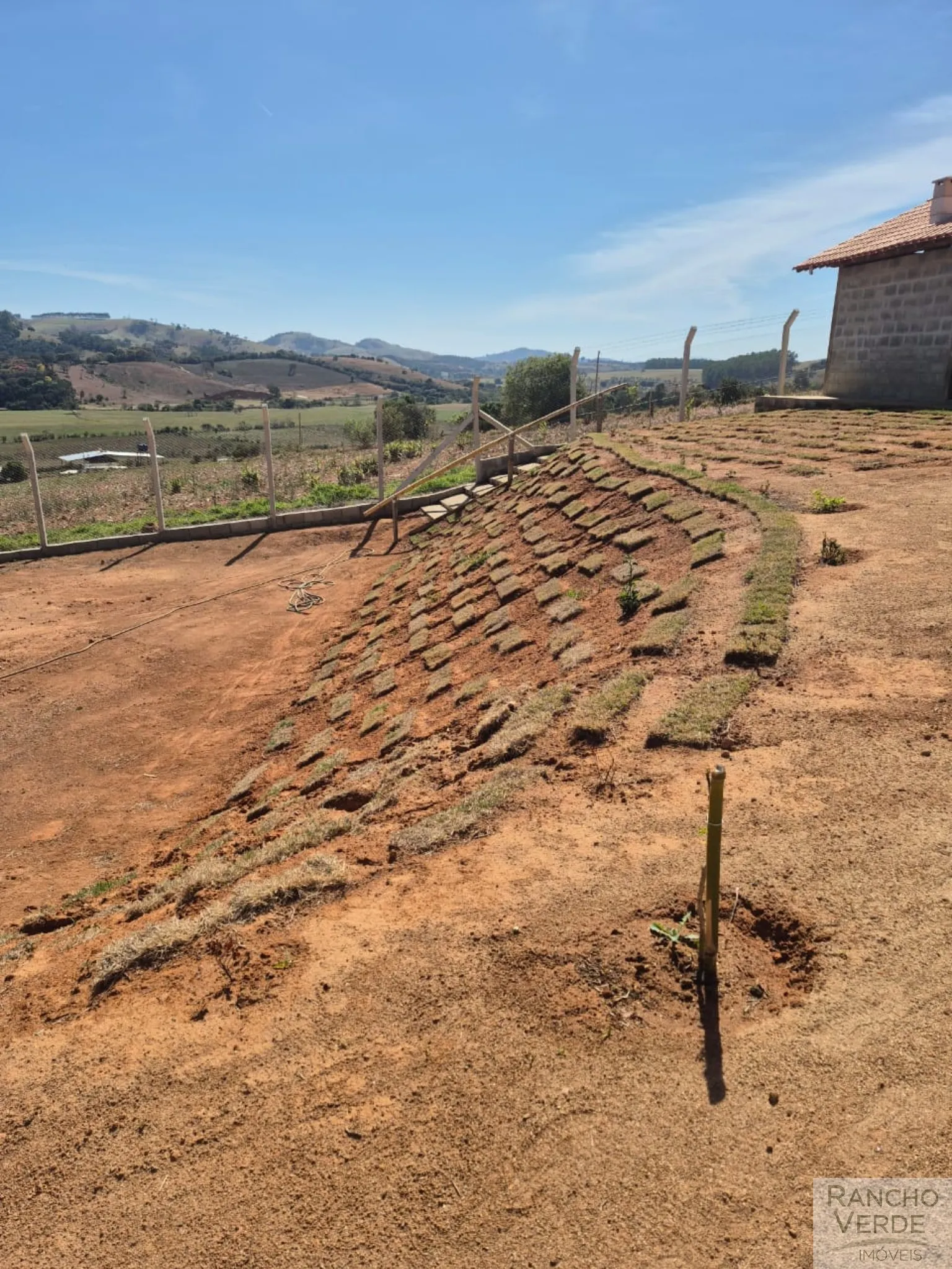 Chácara à venda de 1.000 m² em Conceição dos Ouros, MG, Brasil