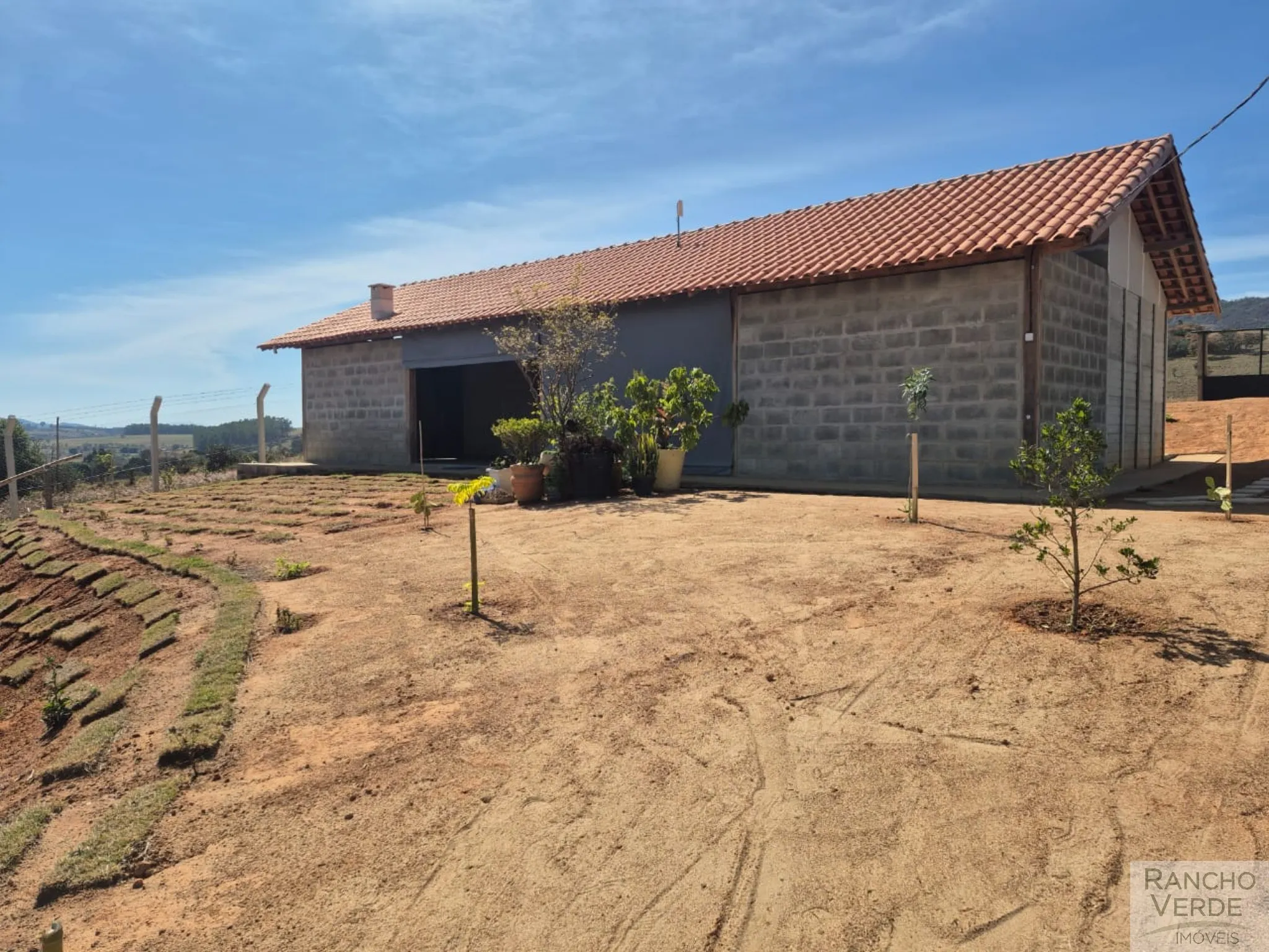 Chácara à venda de 1.000 m² em Conceição dos Ouros, MG, Brasil