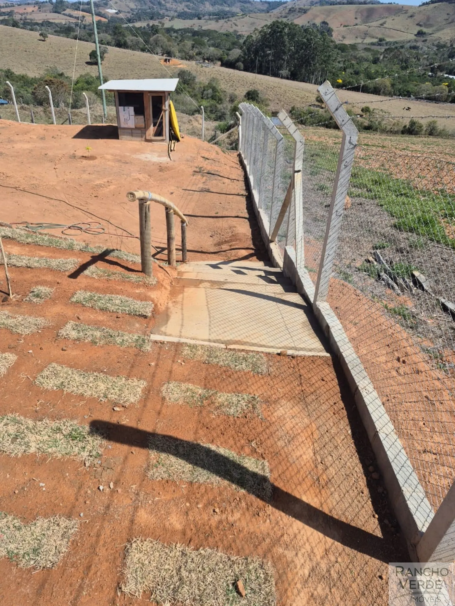 Chácara à venda de 1.000 m² em Conceição dos Ouros, MG, Brasil