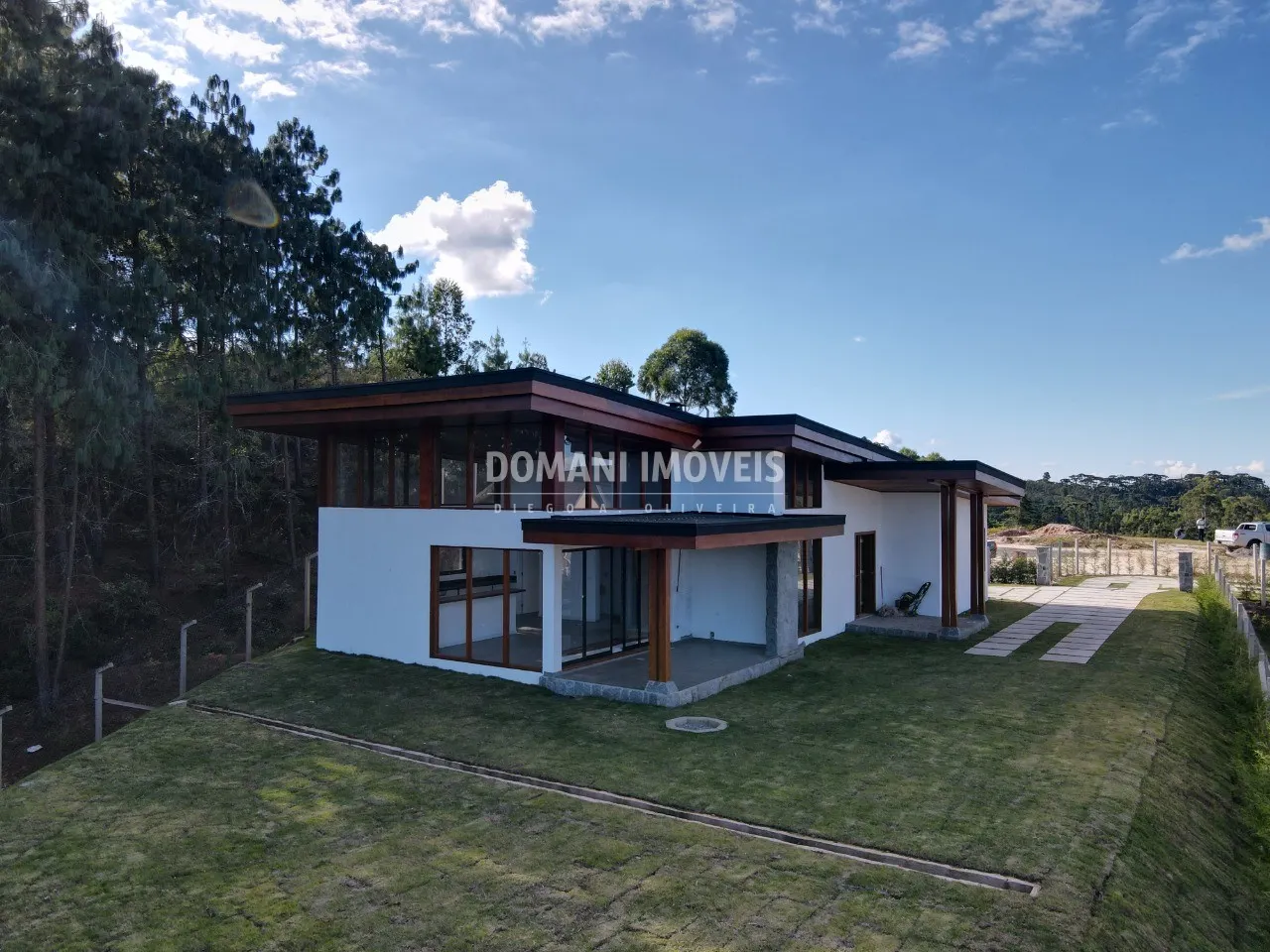 Casa à venda de 1.040 m² em Campos do Jordão, SP, Brasil