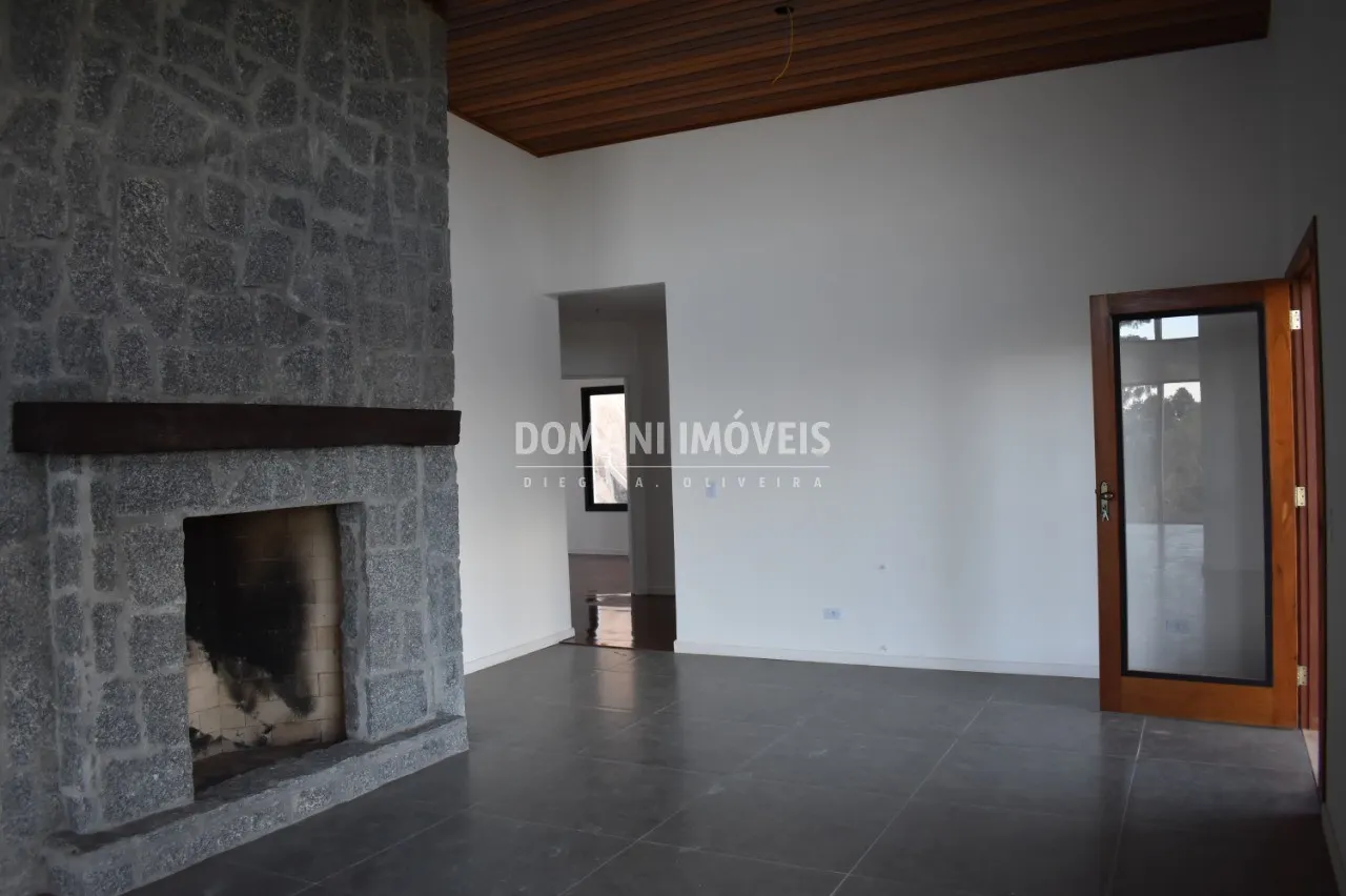 Casa à venda de 1.040 m² em Campos do Jordão, SP, Brasil
