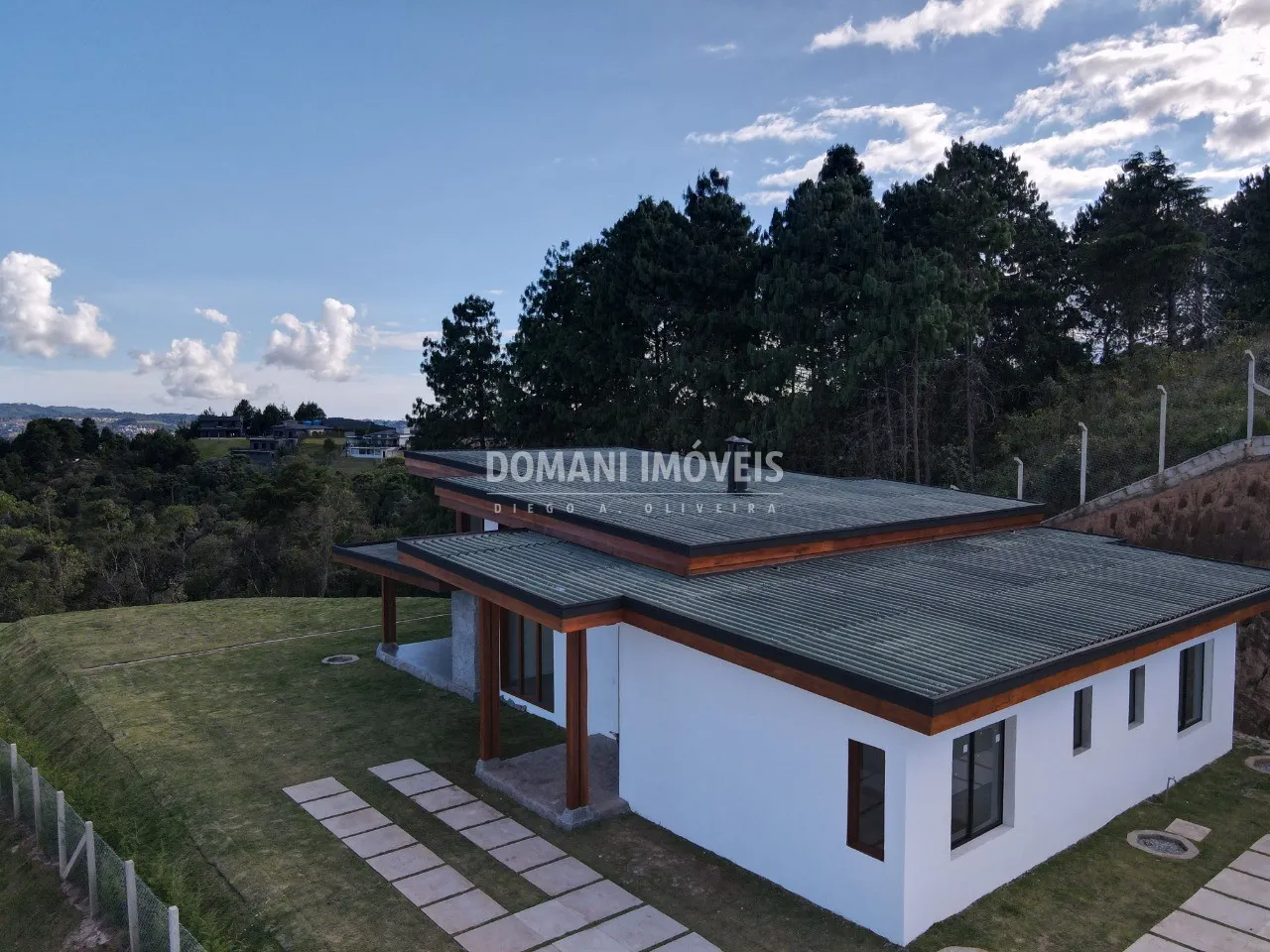Casa à venda de 1.040 m² em Campos do Jordão, SP, Brasil