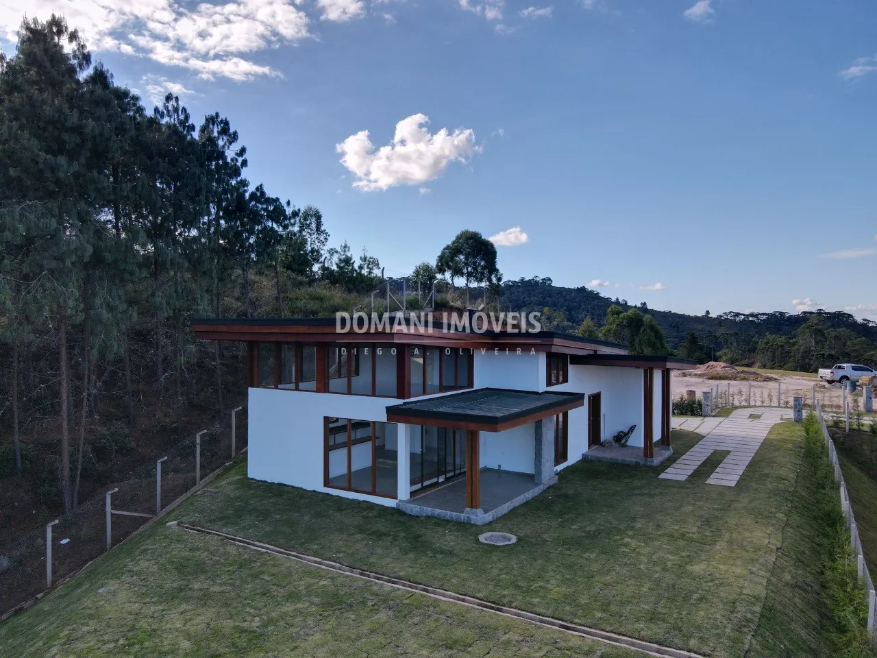 Casa à venda de 1.040 m² em Campos do Jordão, SP, Brasil