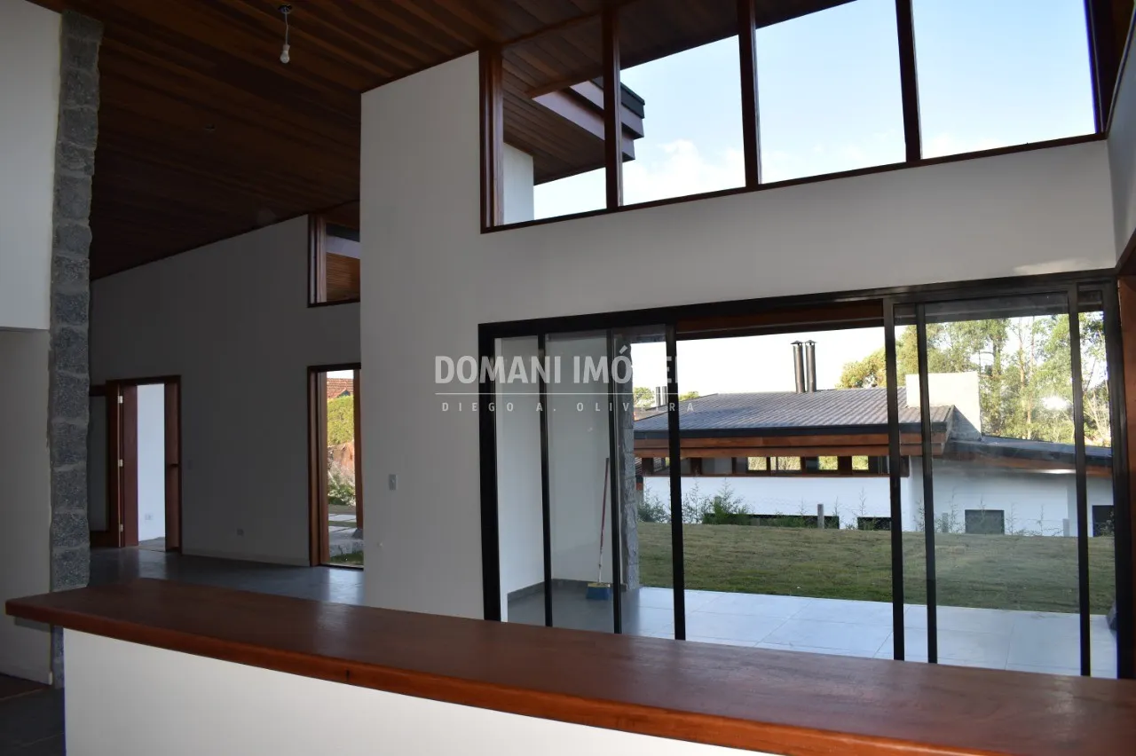 Casa à venda de 1.040 m² em Campos do Jordão, SP, Brasil