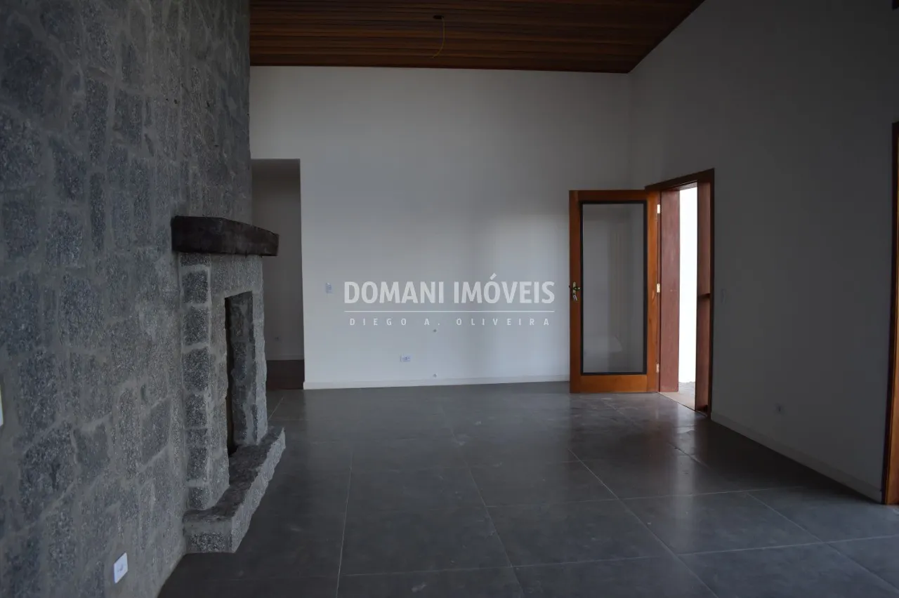 Casa à venda de 1.040 m² em Campos do Jordão, SP, Brasil