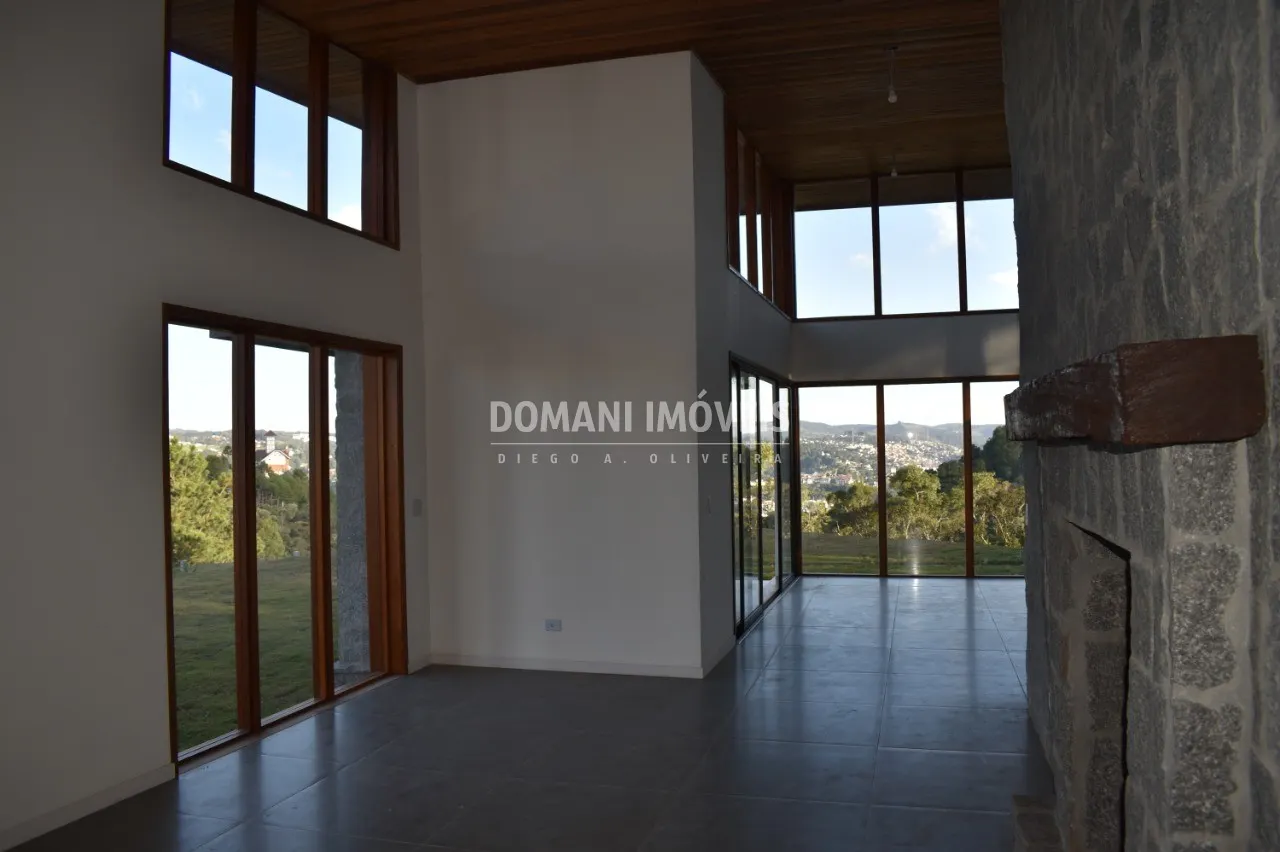 Casa à venda de 1.040 m² em Campos do Jordão, SP, Brasil