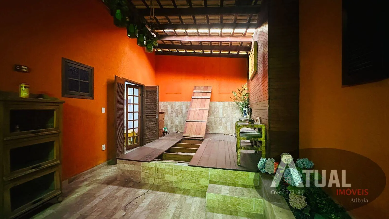 Country home for sale of 2,000 m² in Mairiporã, SP, Brazil