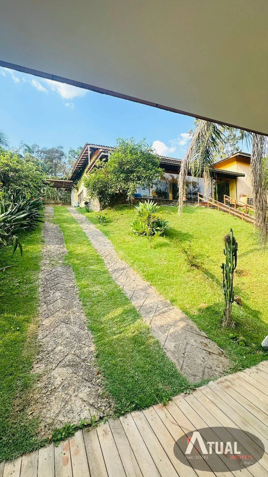 Country home for sale of 2,000 m² in Mairiporã, SP, Brazil