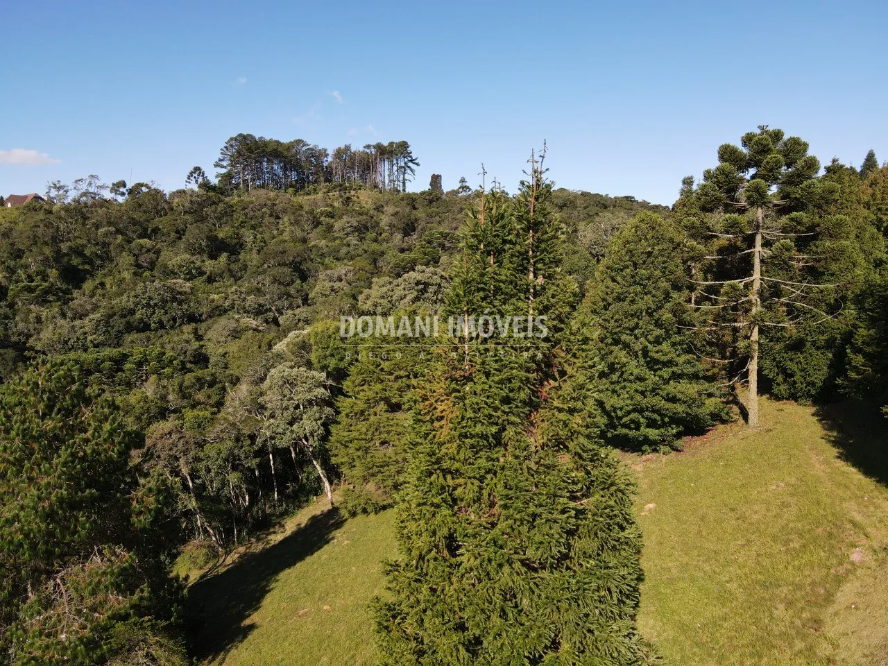 Terreno à venda de 1.120 m² em Campos do Jordão, SP, Brasil