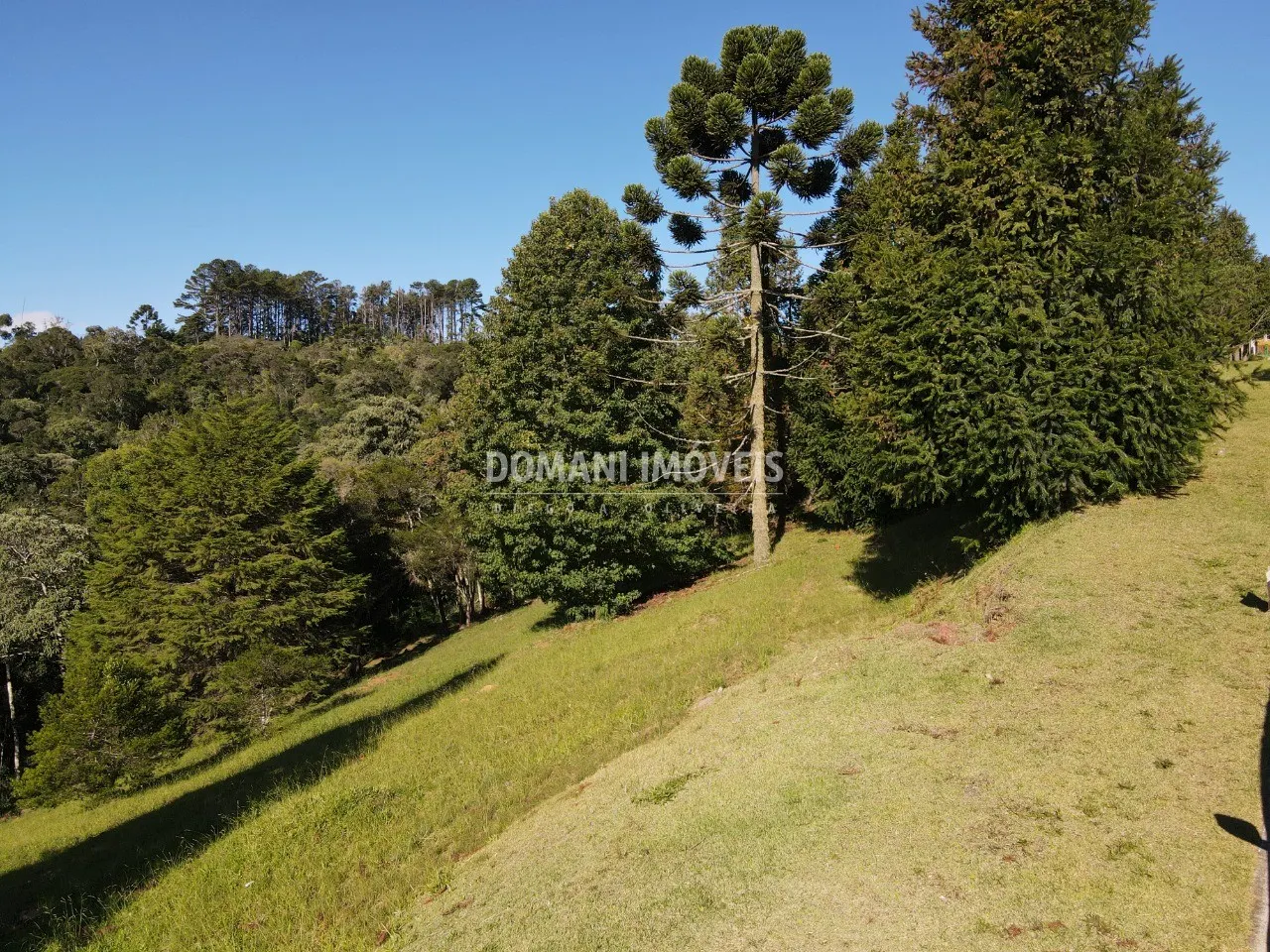 Terreno à venda de 1.120 m² em Campos do Jordão, SP, Brasil