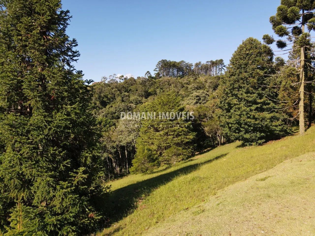 Terreno à venda de 1.120 m² em Campos do Jordão, SP, Brasil