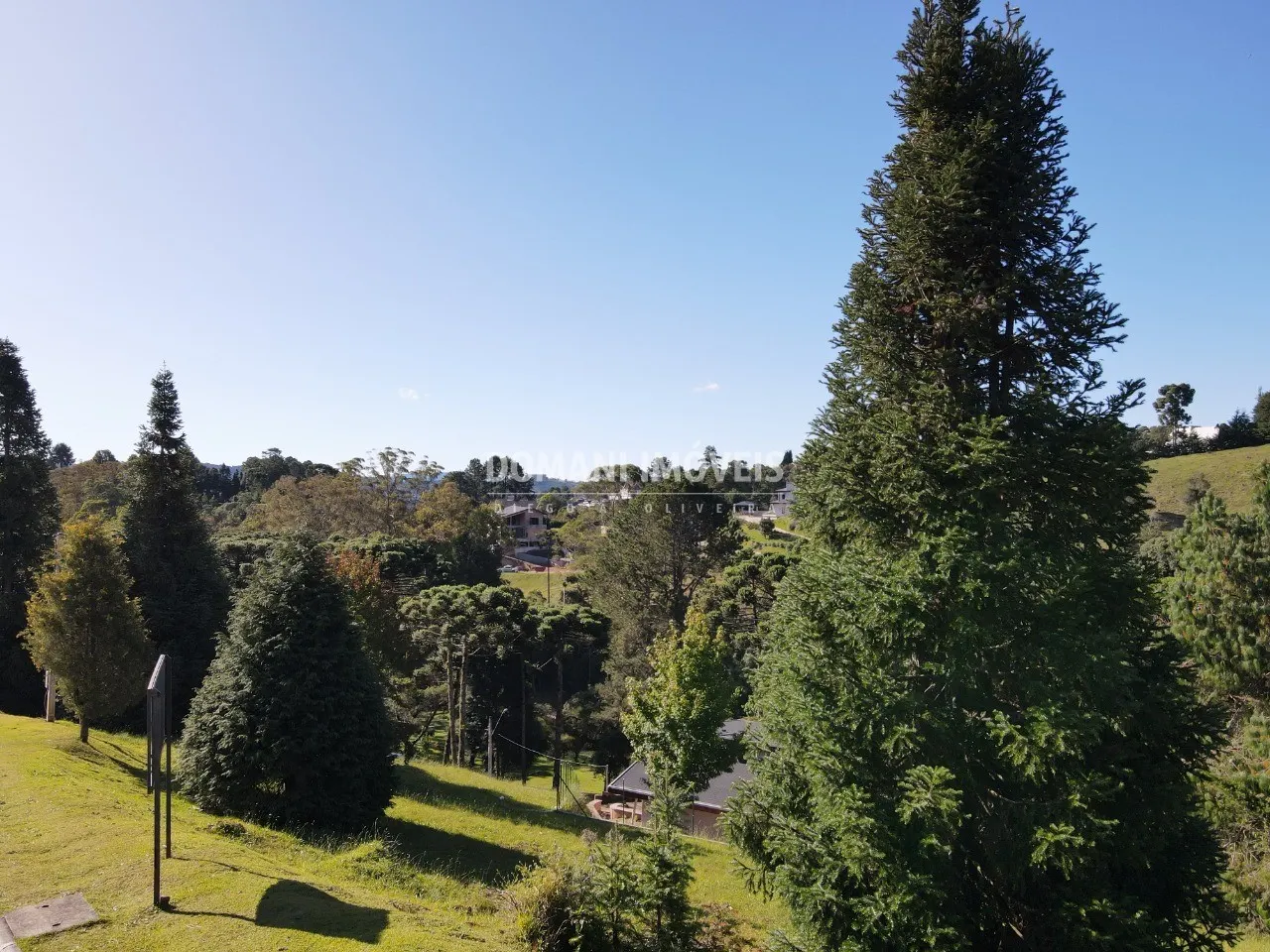 Terreno à venda de 1.120 m² em Campos do Jordão, SP, Brasil