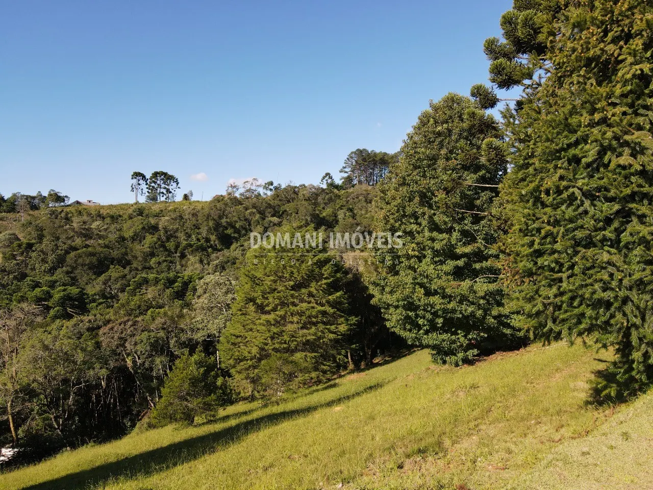 Terreno à venda de 1.120 m² em Campos do Jordão, SP, Brasil
