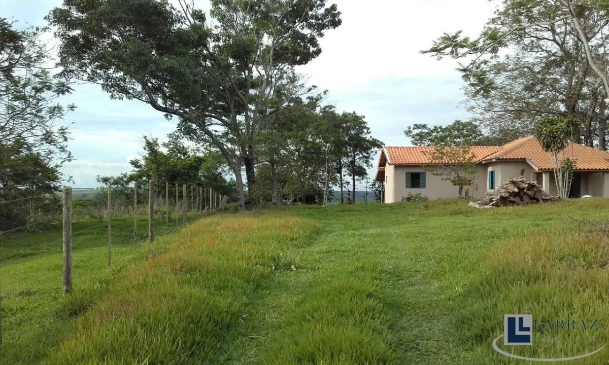 Fazenda à venda de 73 ha em Pirajuí, SP, Brasil