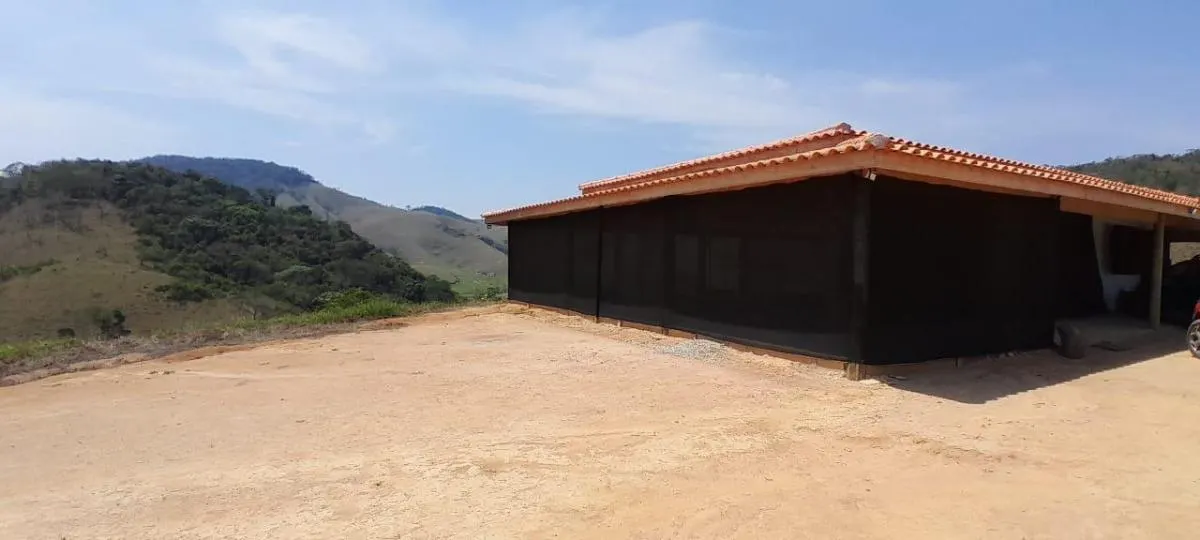 Sítio à venda de 4 ha em Paraibuna, SP, Brasil
