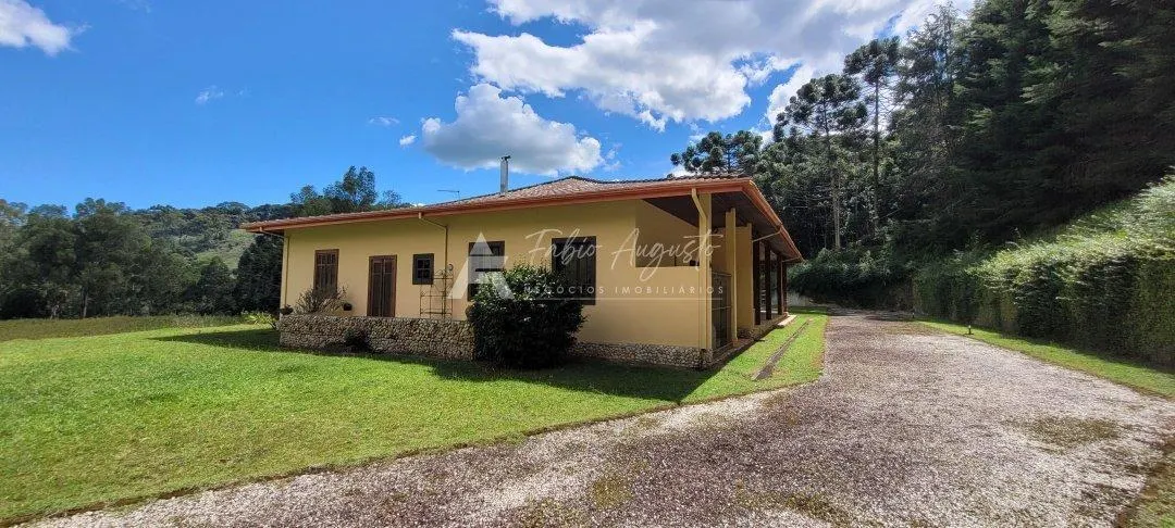 Small farm for sale of 109 acres in São Bento do Sapucaí, SP, Brazil