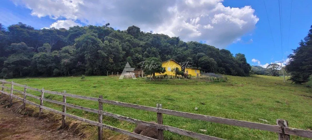 Small farm for sale of 109 acres in São Bento do Sapucaí, SP, Brazil