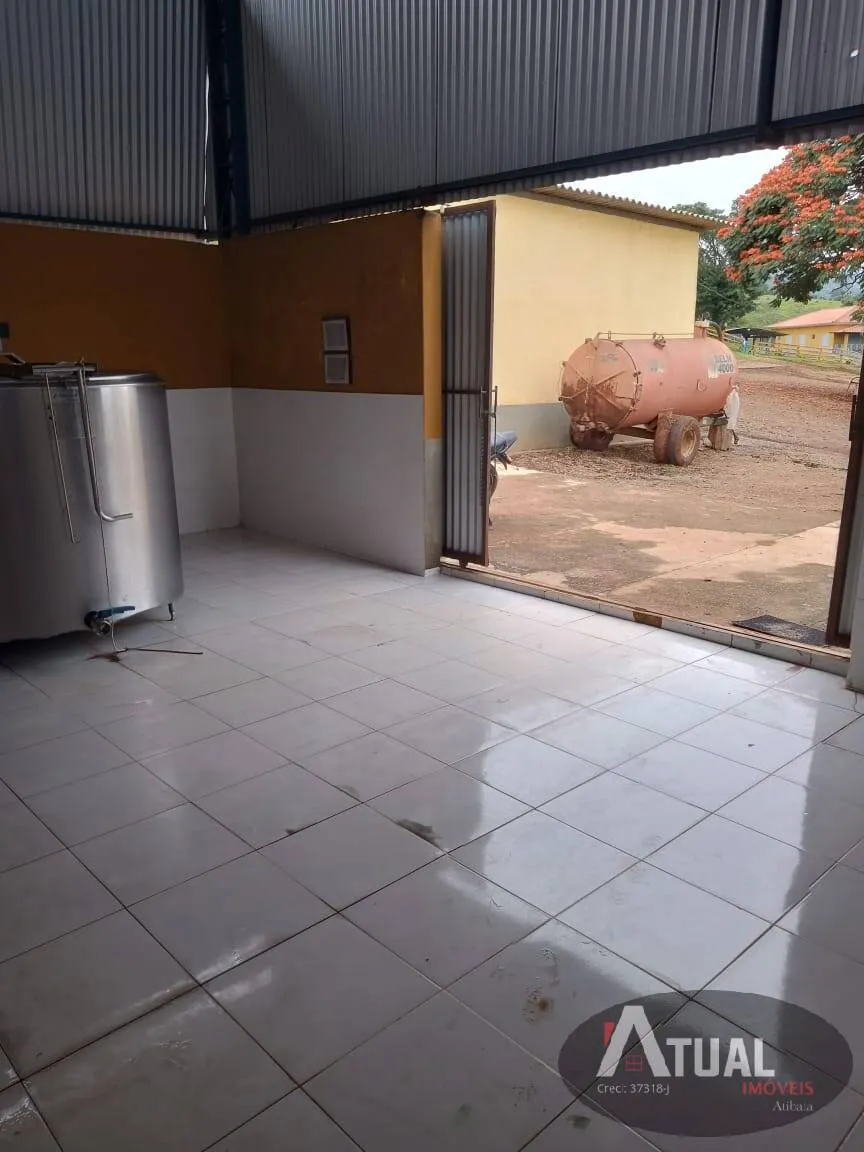 Country home for sale of 800 m² in Pouso Alegre, MG, Brazil