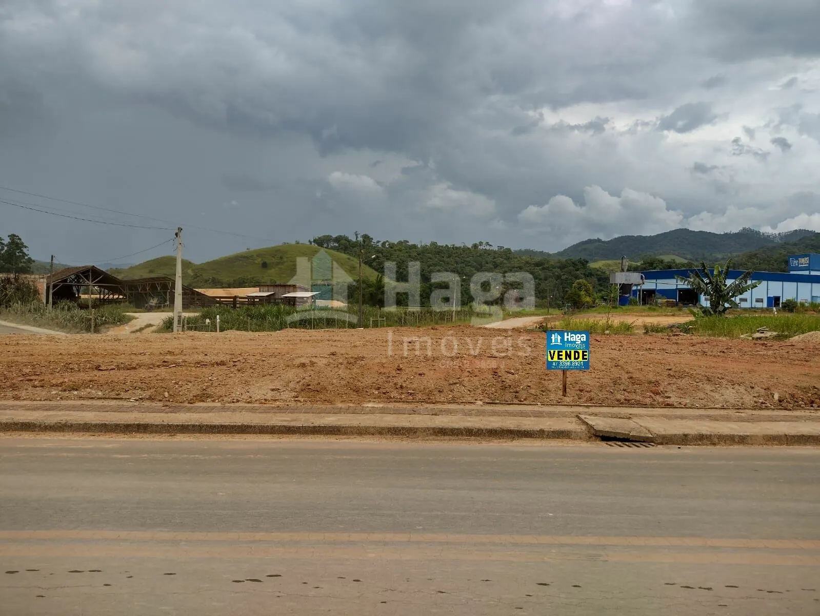 Terreno à venda de 336 m² em Brusque, SC, Brasil