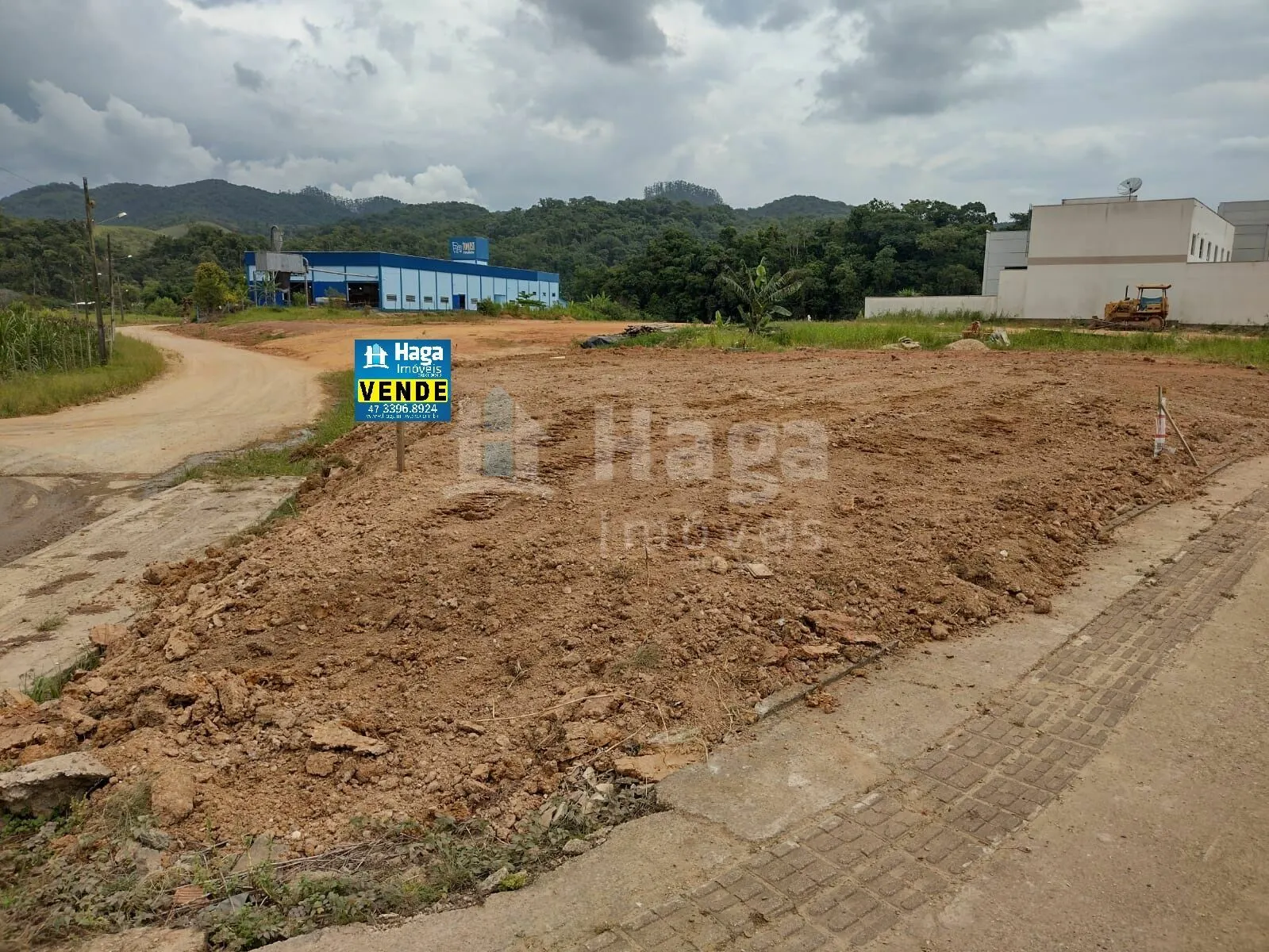 Terreno à venda de 336 m² em Brusque, SC, Brasil