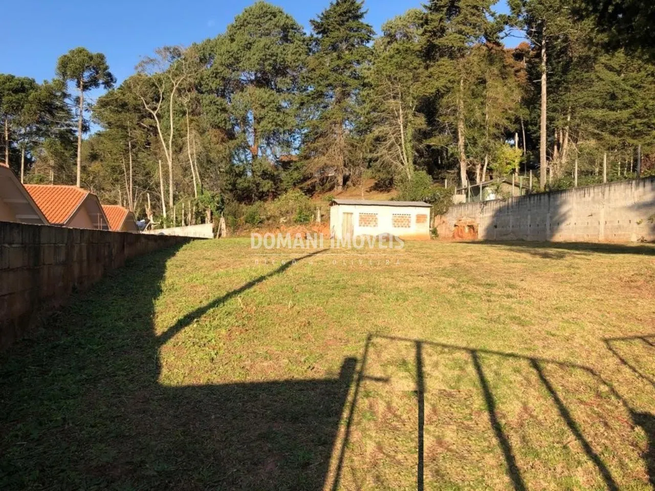 Plot for sale of 995 m² in Campos do Jordão, SP, Brazil