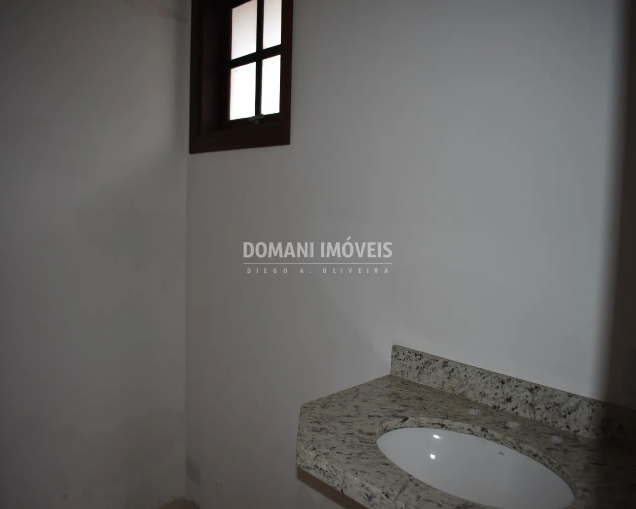 House for sale of 2,150 m² in Campos do Jordão, SP, Brazil