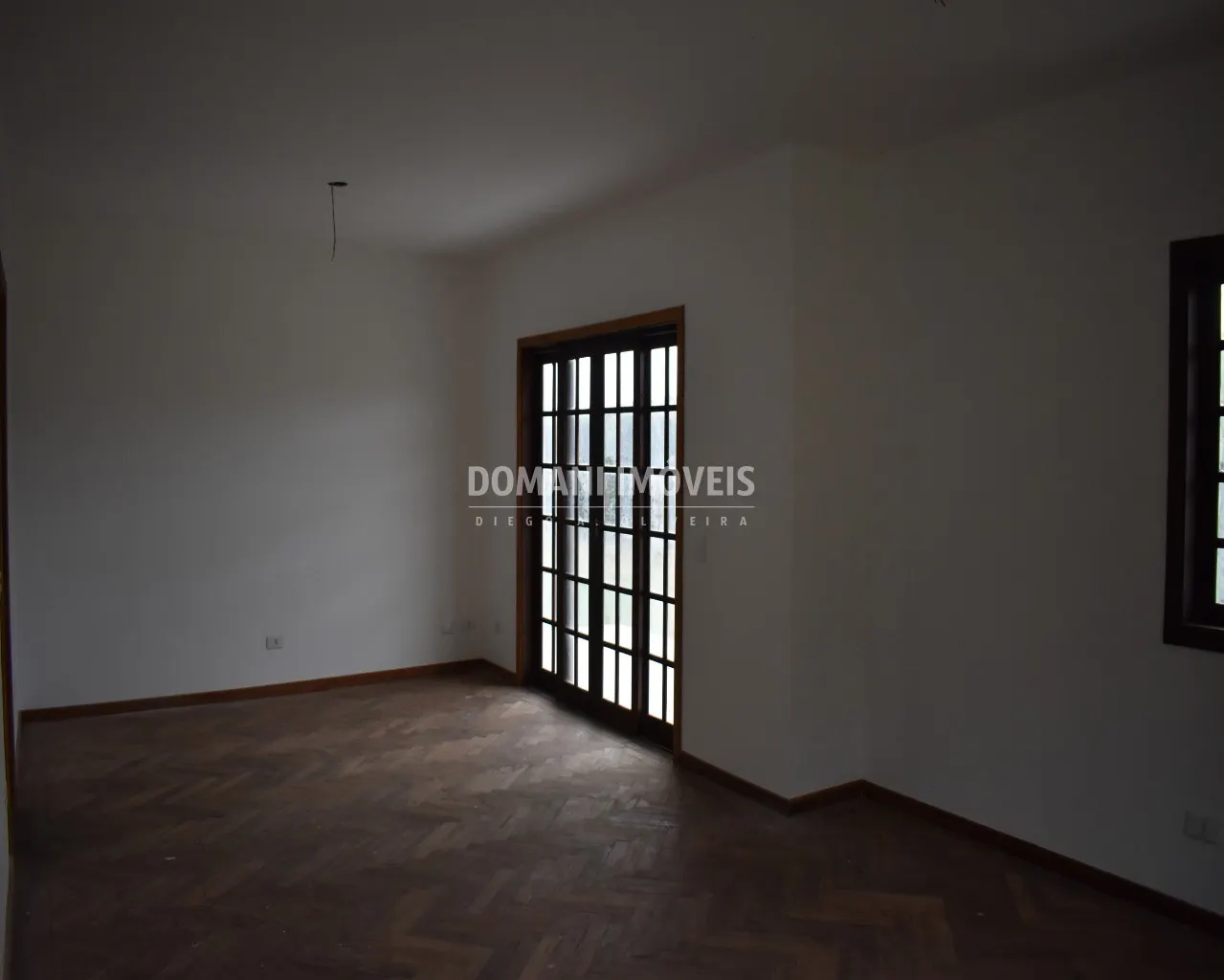 House for sale of 2,150 m² in Campos do Jordão, SP, Brazil