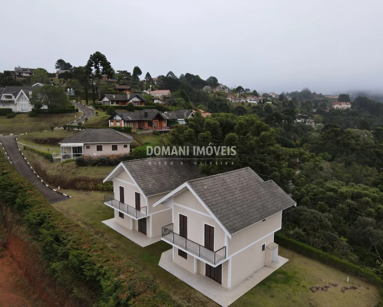 House for sale of 2,150 m² in Campos do Jordão, SP, Brazil