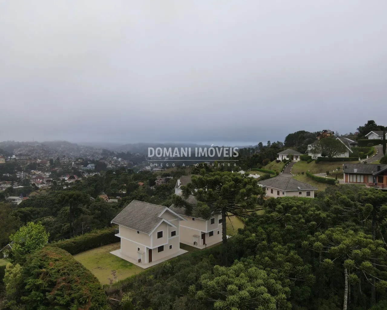 House for sale of 2,150 m² in Campos do Jordão, SP, Brazil